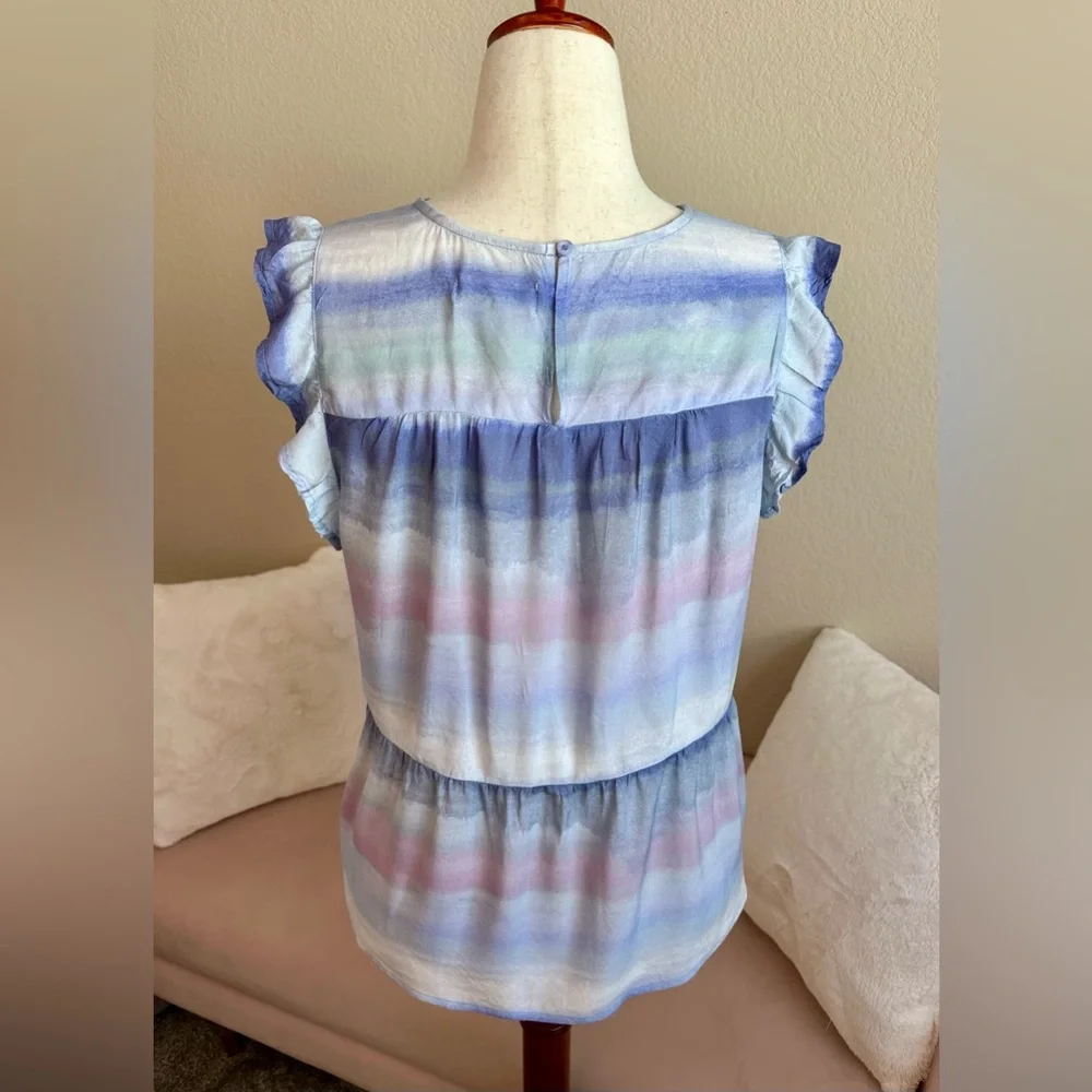 Anthropologie Cloth & Stone Flutter Slv Blouse Top Women’s L Blue Purple Ombre - Picture 4 of 11